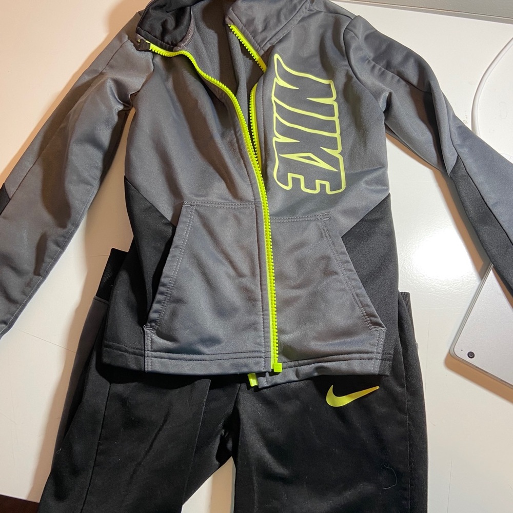 boys tracksuit